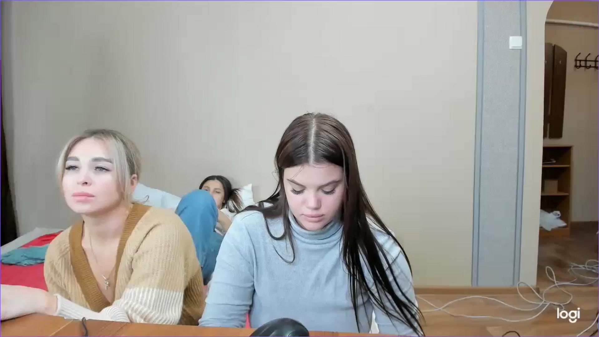 Gallery image thumbnail from StefaniNell's myfreecams stream on, 11/29/2023, 13:58 image 3 of 20