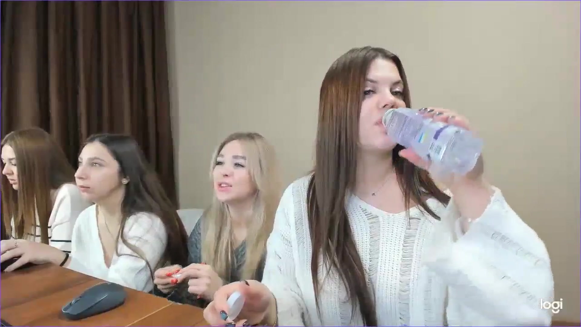 Gallery image thumbnail from StefaniNell's myfreecams stream on, 12/02/2023, 07:56 image 20 of 20