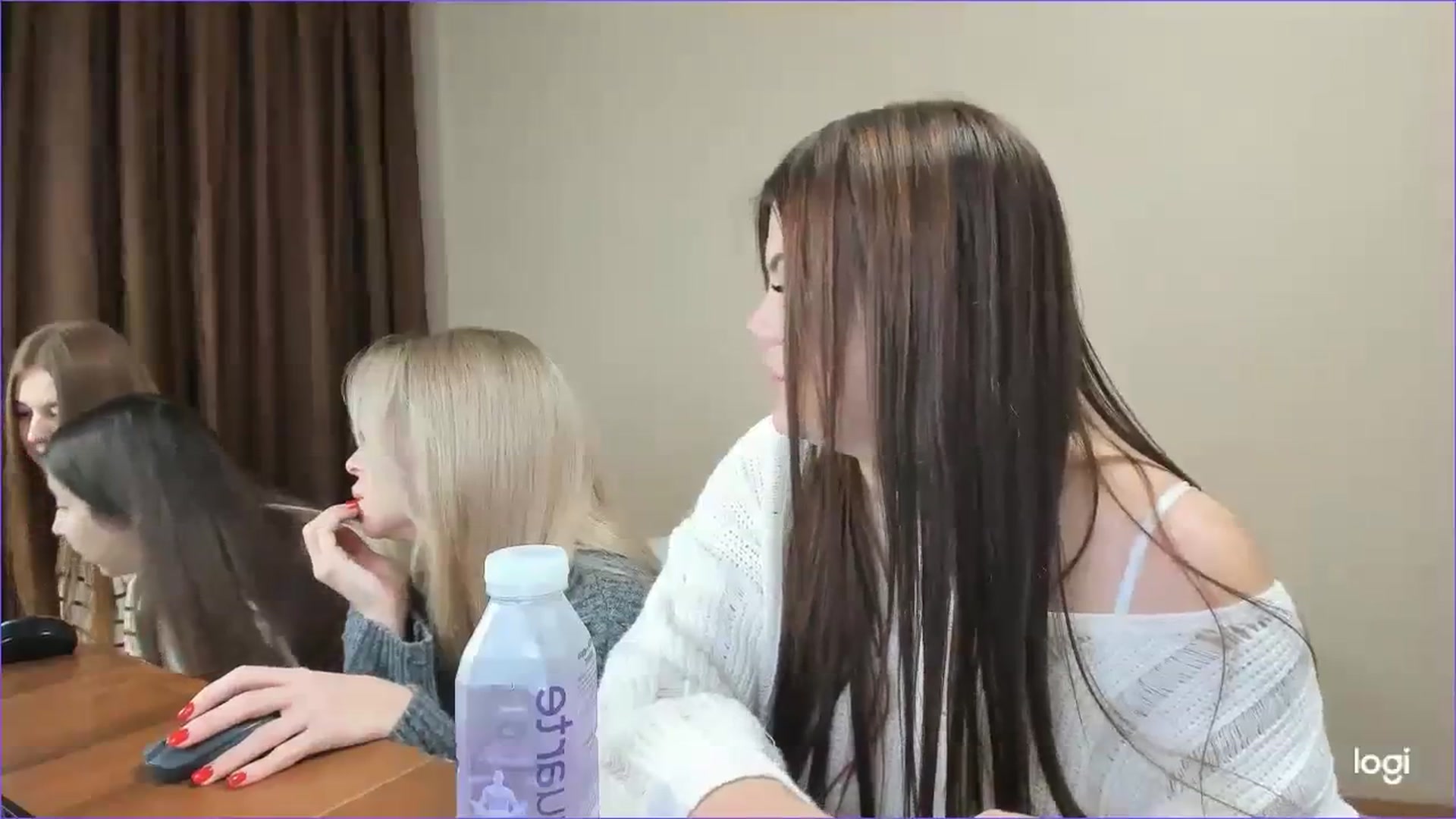 Gallery image thumbnail from StefaniNell's myfreecams stream on, 12/02/2023, 08:30 image 2 of 20
