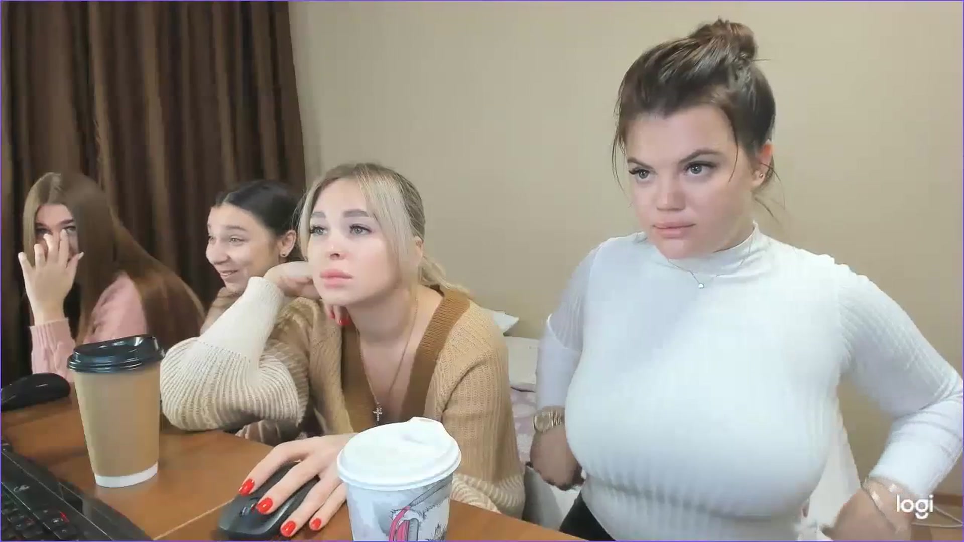 Gallery image thumbnail from StefaniNell's myfreecams stream on, 12/05/2023, 08:53 image 7 of 20