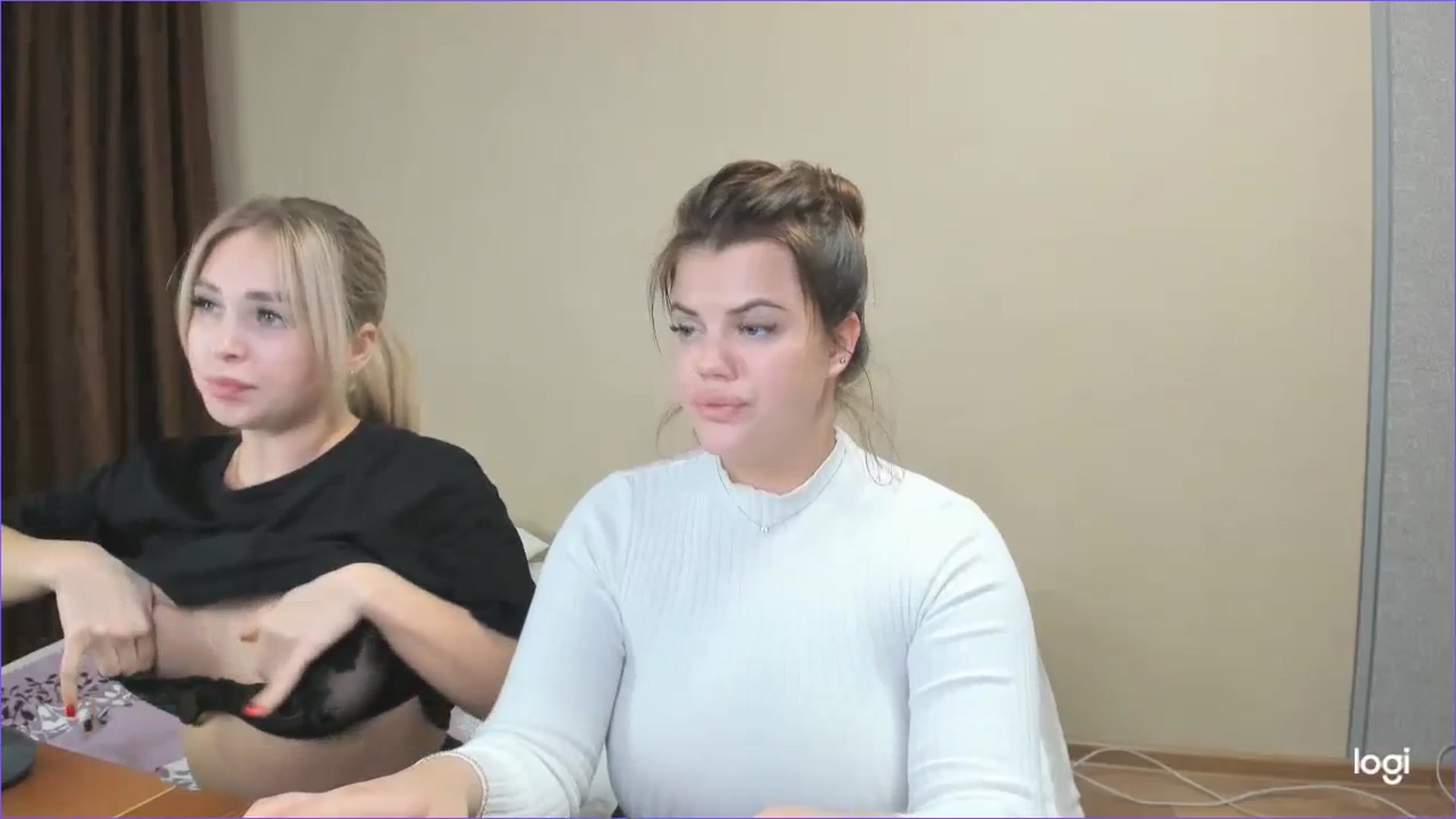 Gallery image thumbnail from StefaniNell's myfreecams stream on, 12/05/2023, 12:27 image 10 of 20
