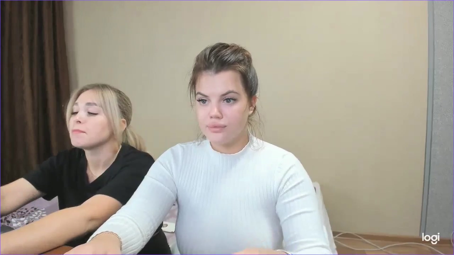 Gallery image thumbnail from StefaniNell's myfreecams stream on, 12/05/2023, 12:27 image 9 of 20