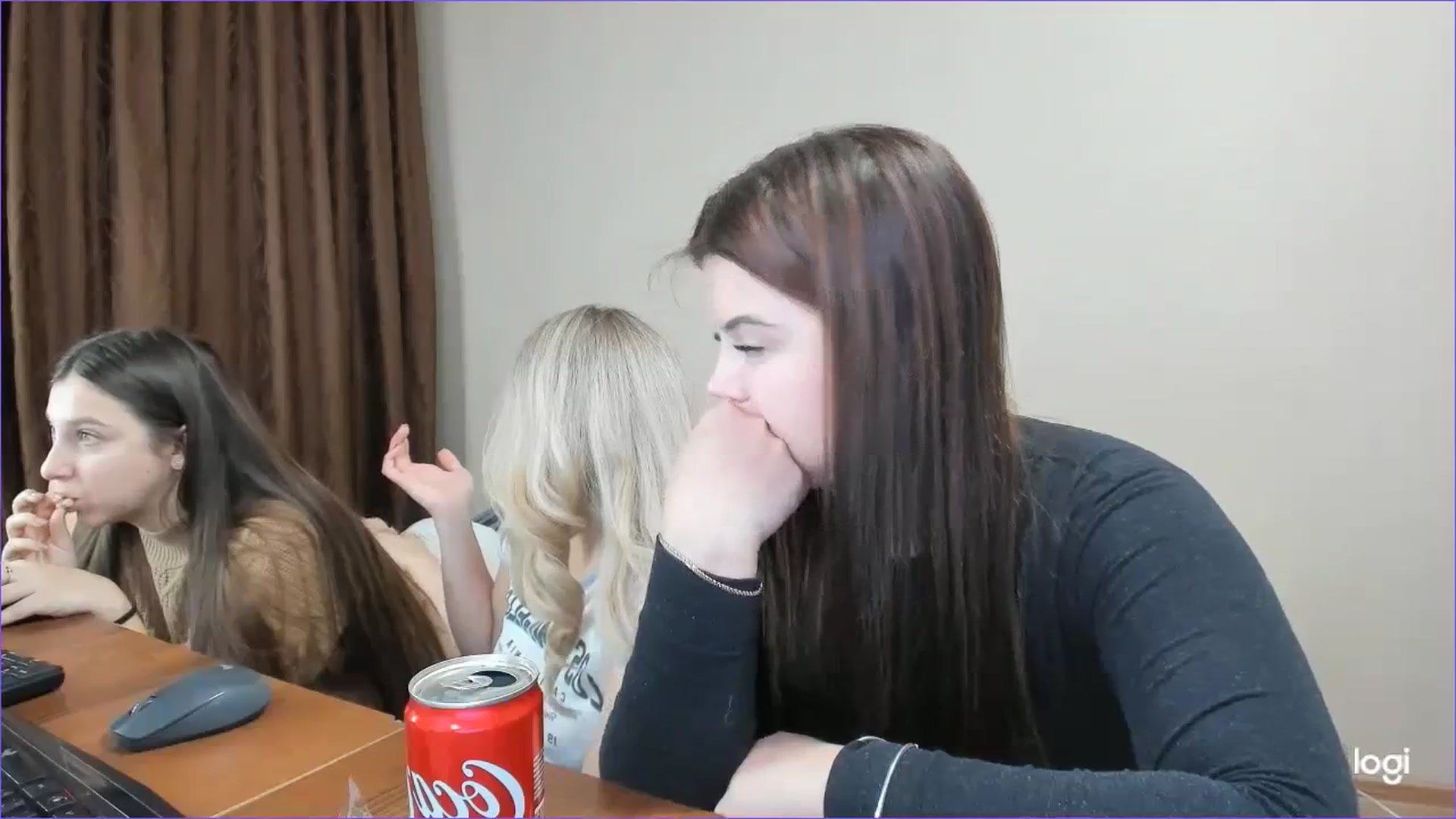Gallery image thumbnail from StefaniNell's myfreecams stream on, 12/07/2023, 09:21 image 8 of 20