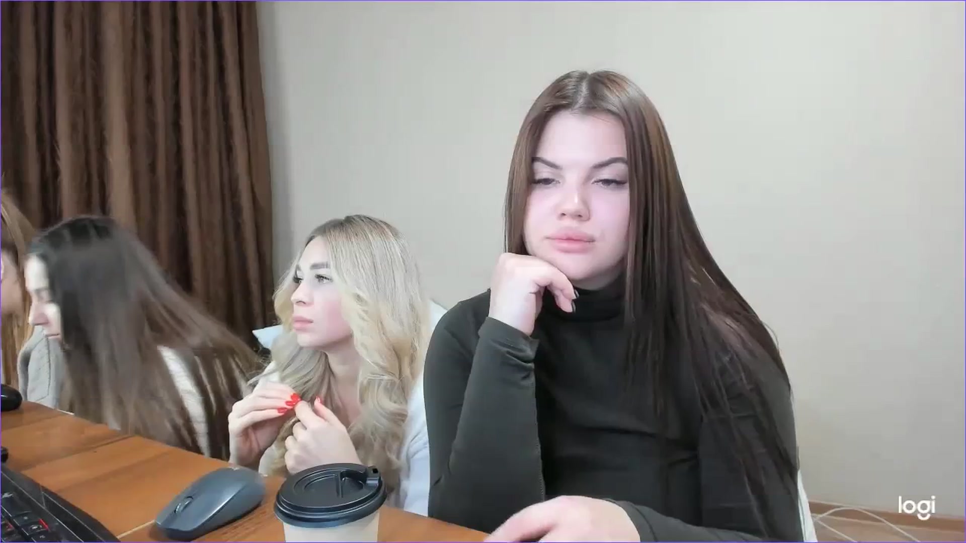Gallery image thumbnail from StefaniNell's myfreecams stream on, 12/08/2023, 09:16 image 18 of 20