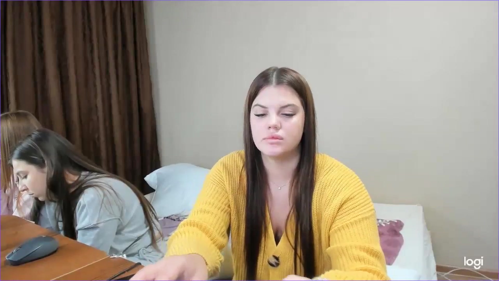 Gallery image thumbnail from StefaniNell's myfreecams stream on, 12/10/2023, 10:06 image 15 of 20