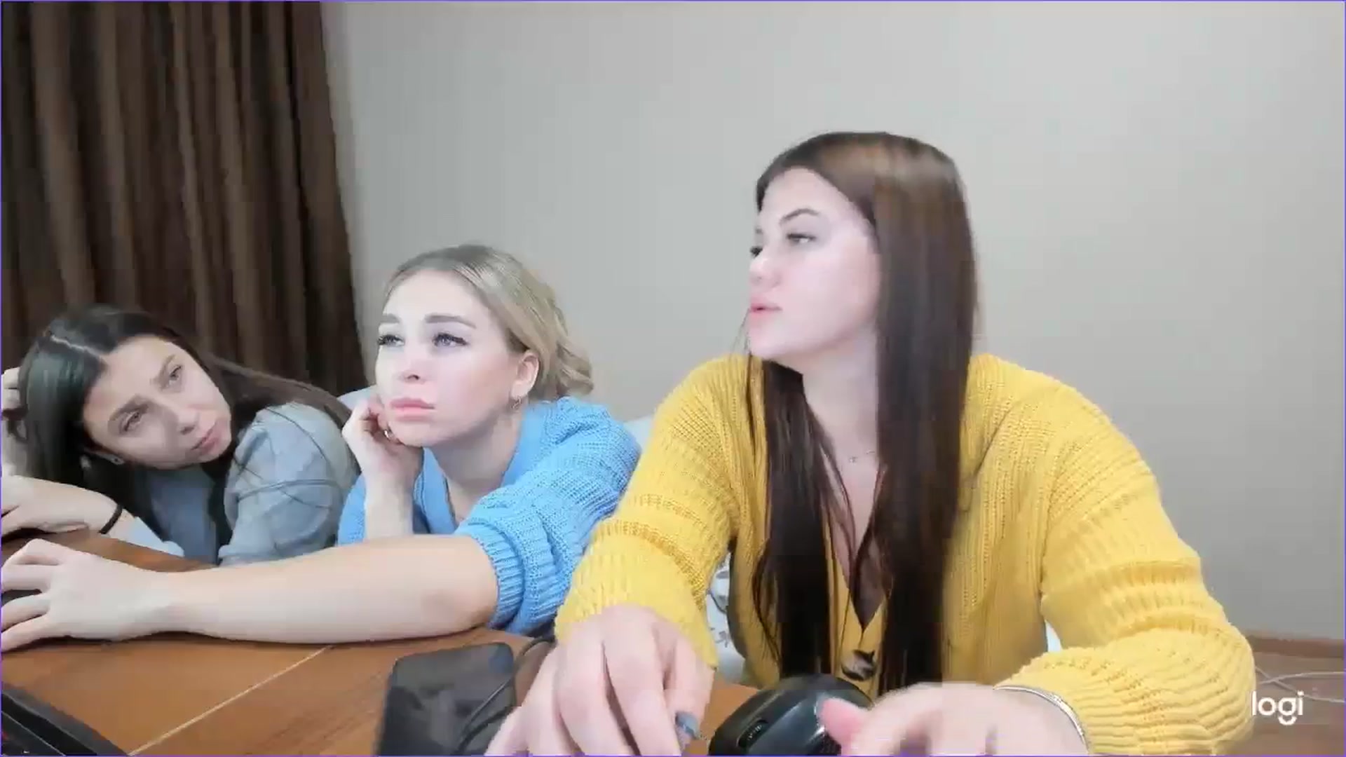 Gallery image thumbnail from StefaniNell's myfreecams stream on, 12/10/2023, 10:47 image 5 of 20