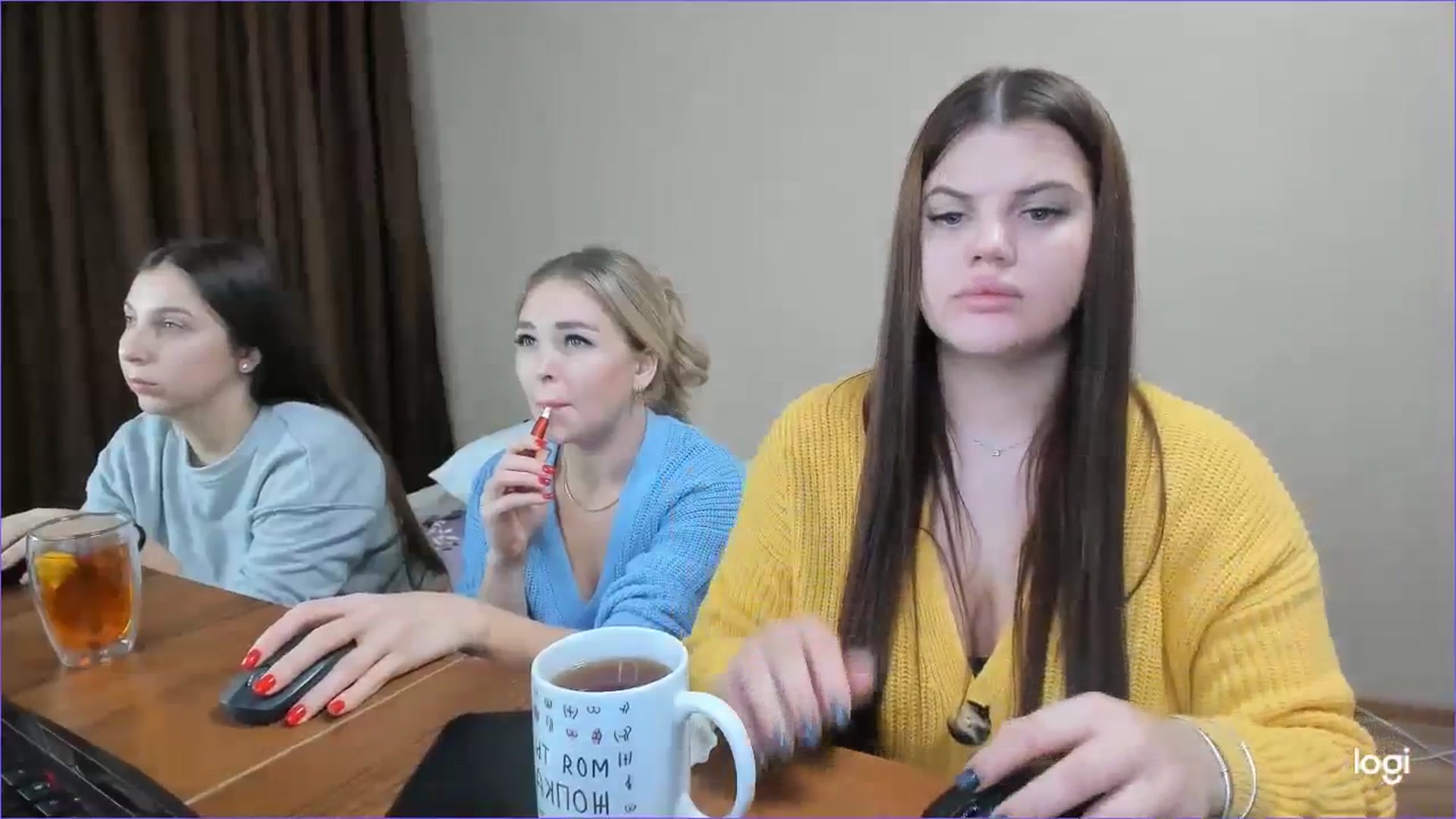Gallery image thumbnail from StefaniNell's myfreecams stream on, 12/10/2023, 11:01 image 16 of 20
