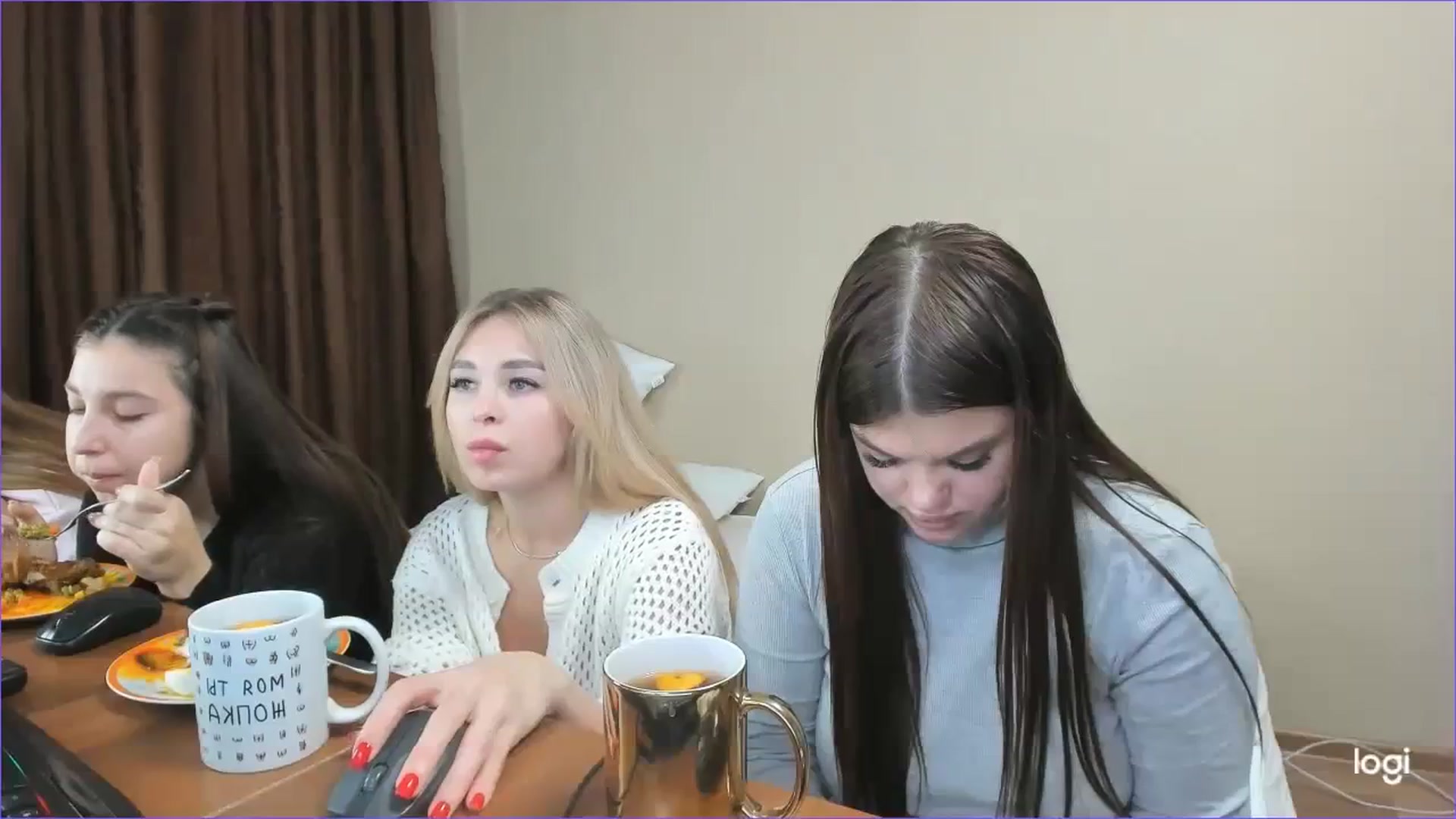 Gallery image thumbnail from StefaniNell's myfreecams stream on, 12/11/2023, 10:38 image 7 of 20
