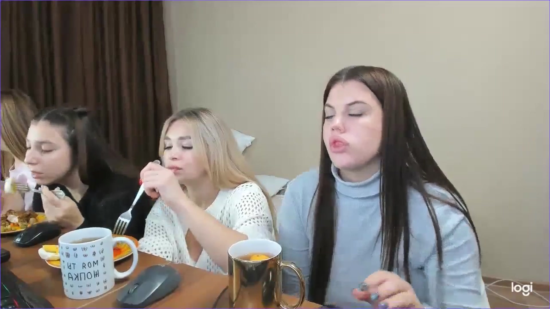 Gallery image thumbnail from StefaniNell's myfreecams stream on, 12/11/2023, 10:38 image 5 of 20