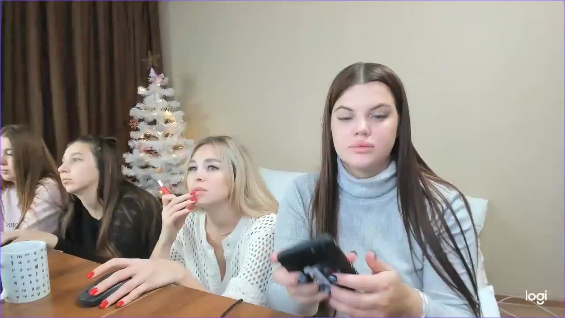 Gallery image thumbnail from StefaniNell's myfreecams stream on, 12/11/2023, 12:28 image 1 of 20