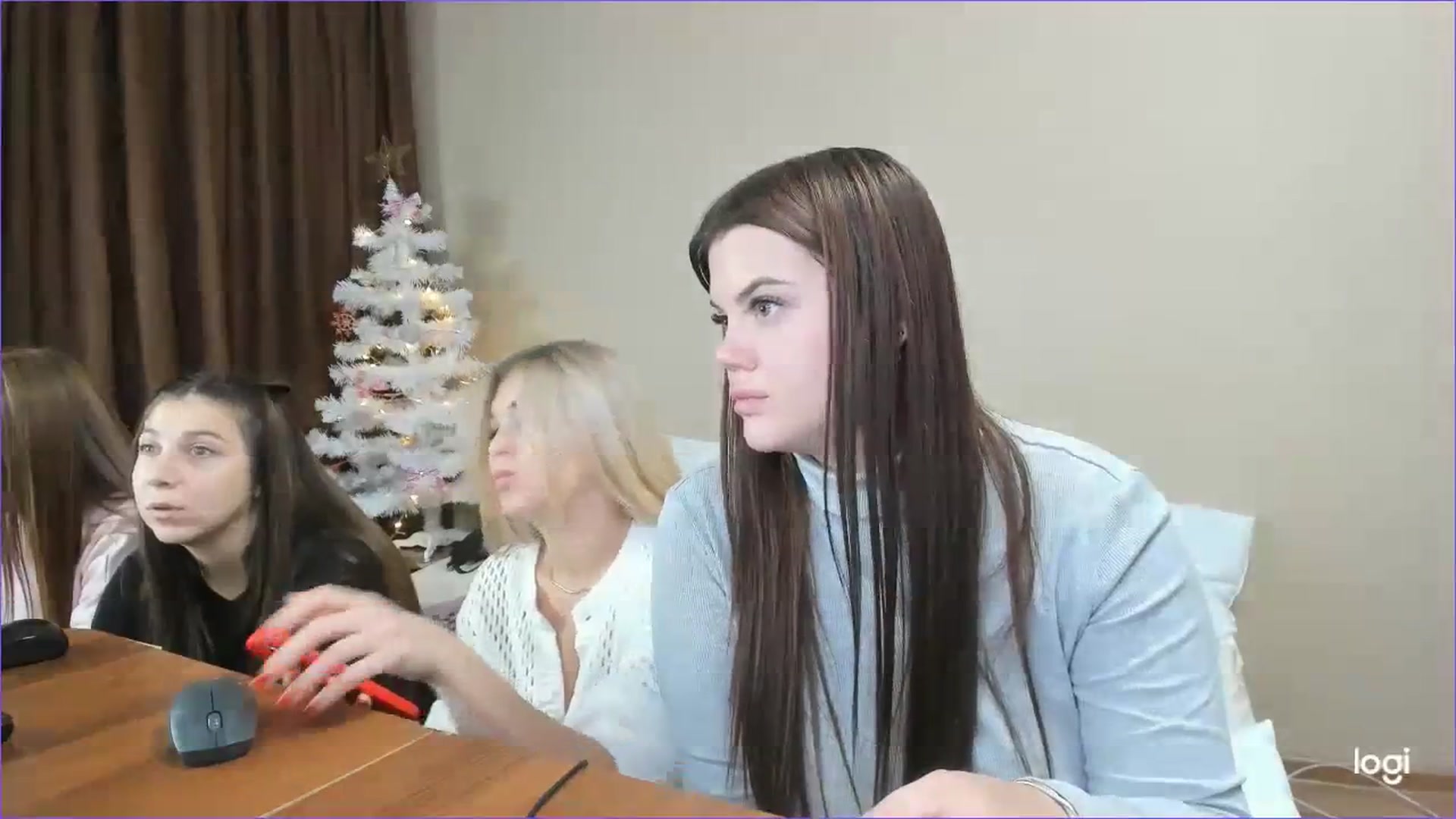 Gallery image thumbnail from StefaniNell's myfreecams stream on, 12/11/2023, 12:28 image 12 of 20
