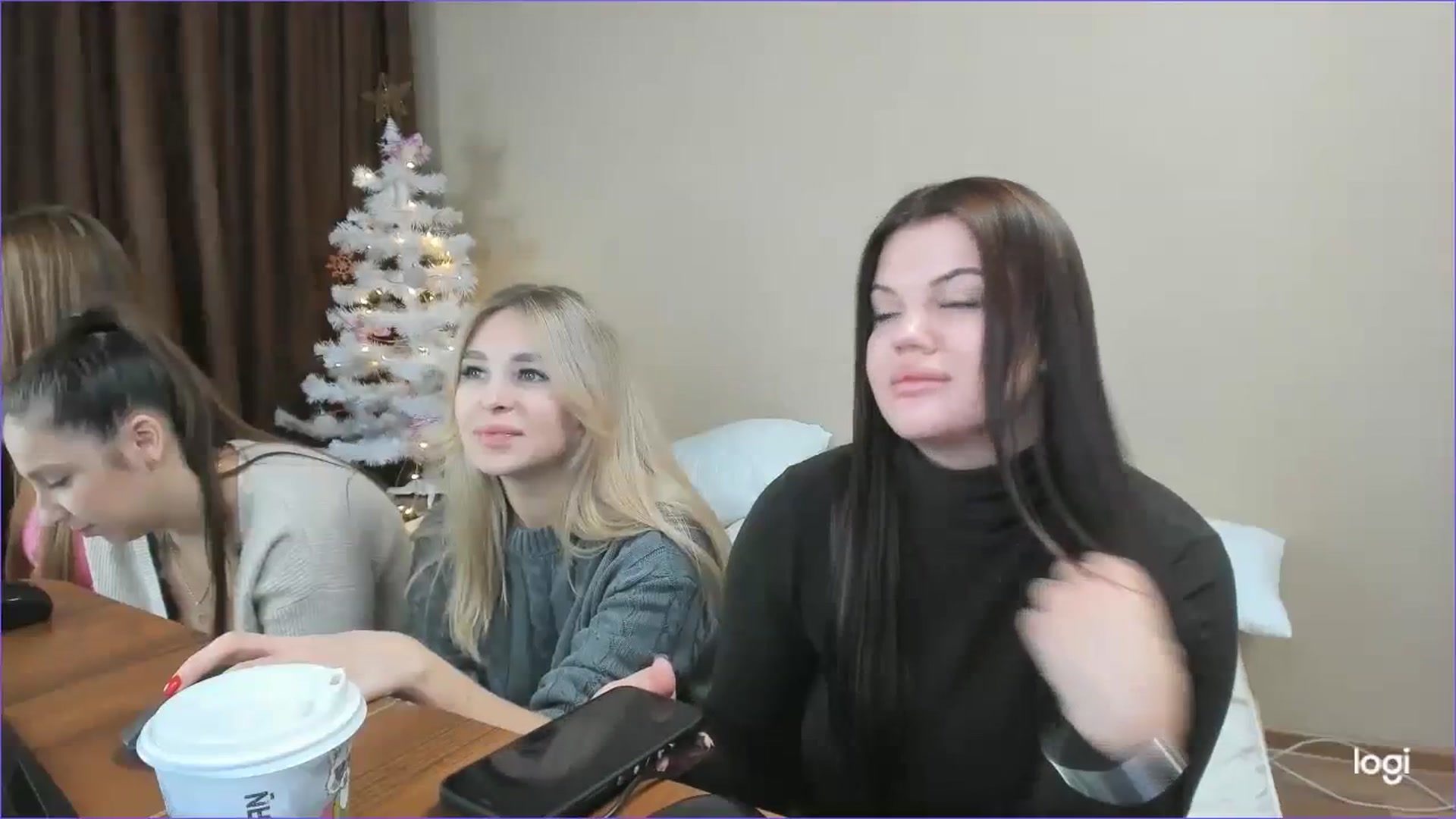 Gallery image thumbnail from StefaniNell's myfreecams stream on, 12/12/2023, 08:49 image 8 of 20