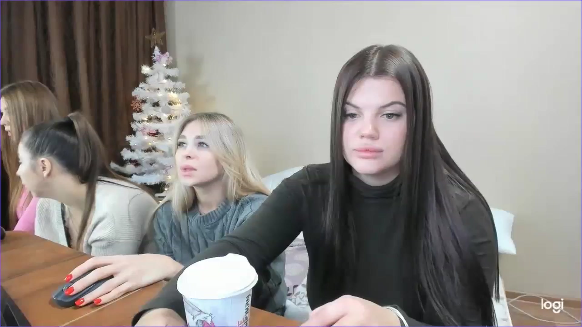 Gallery image thumbnail from StefaniNell's myfreecams stream on, 12/12/2023, 08:49 image 1 of 20