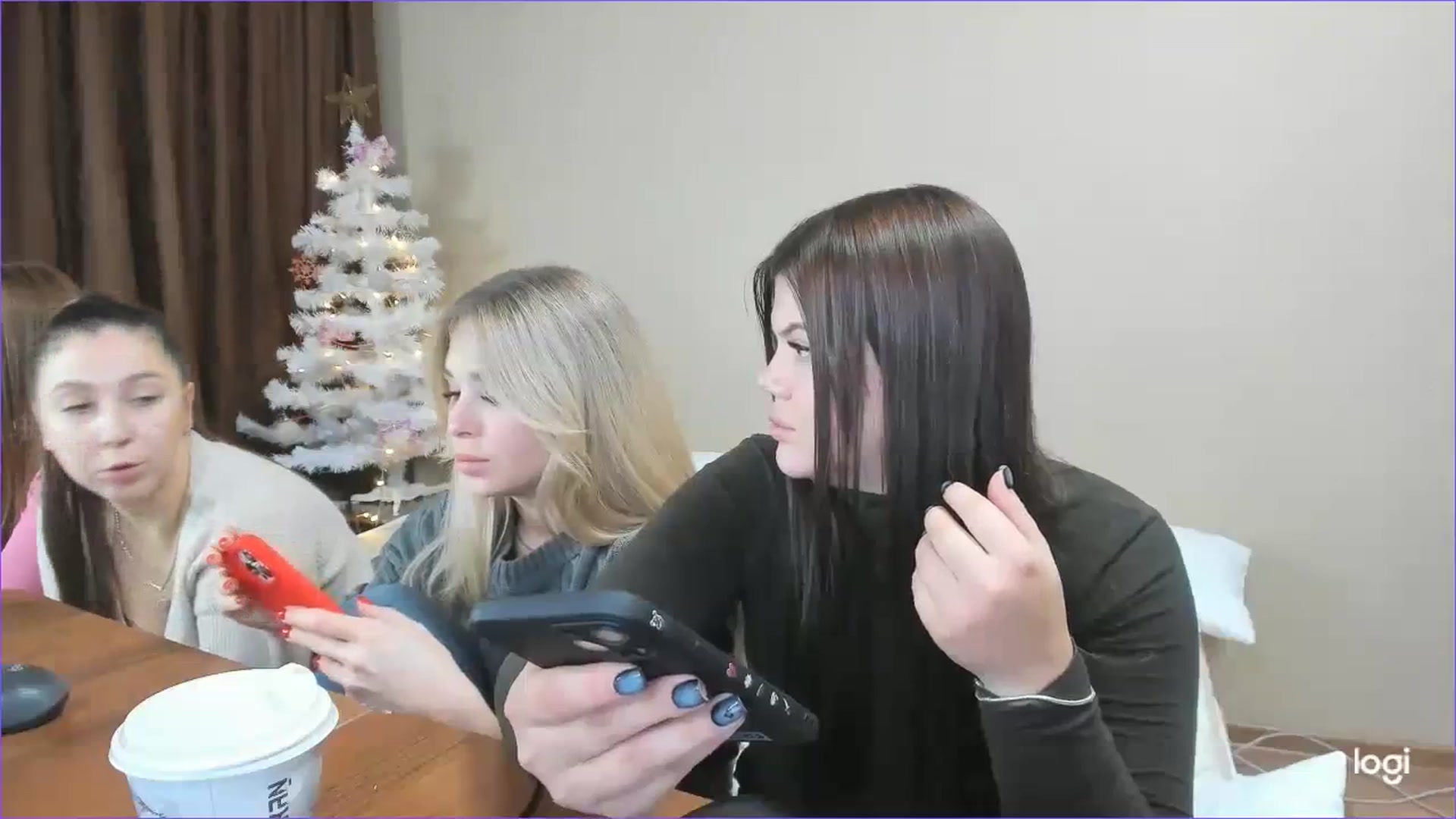 Gallery image thumbnail from StefaniNell's myfreecams stream on, 12/12/2023, 09:52 image 4 of 20