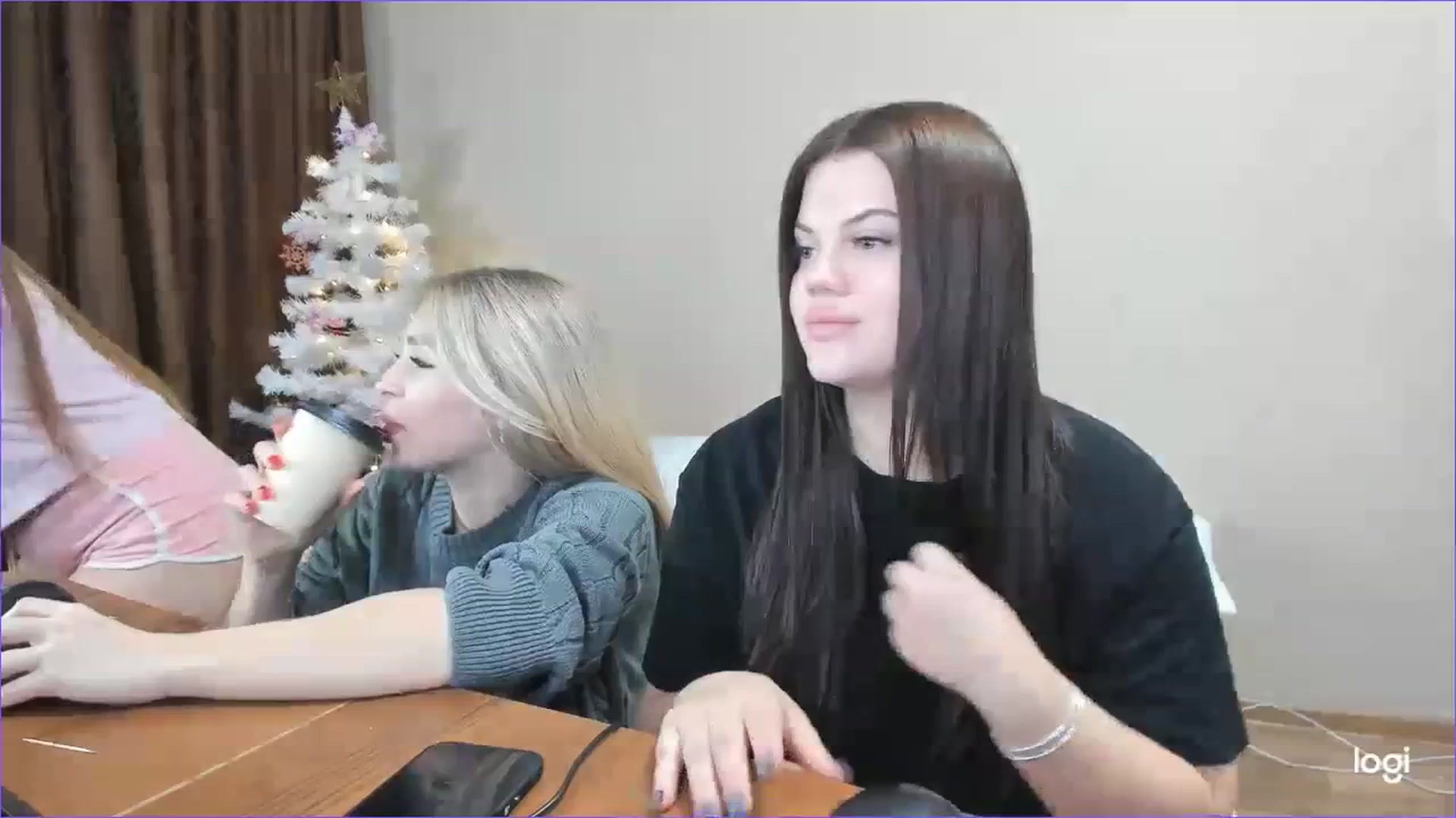 Gallery image thumbnail from StefaniNell's myfreecams stream on, 12/12/2023, 10:35 image 8 of 20