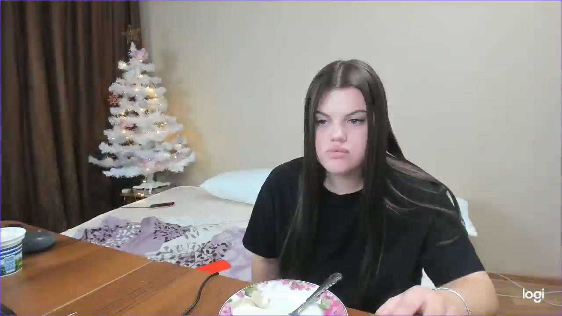 Gallery image thumbnail from StefaniNell's myfreecams stream on, 12/12/2023, 10:35 image 6 of 20