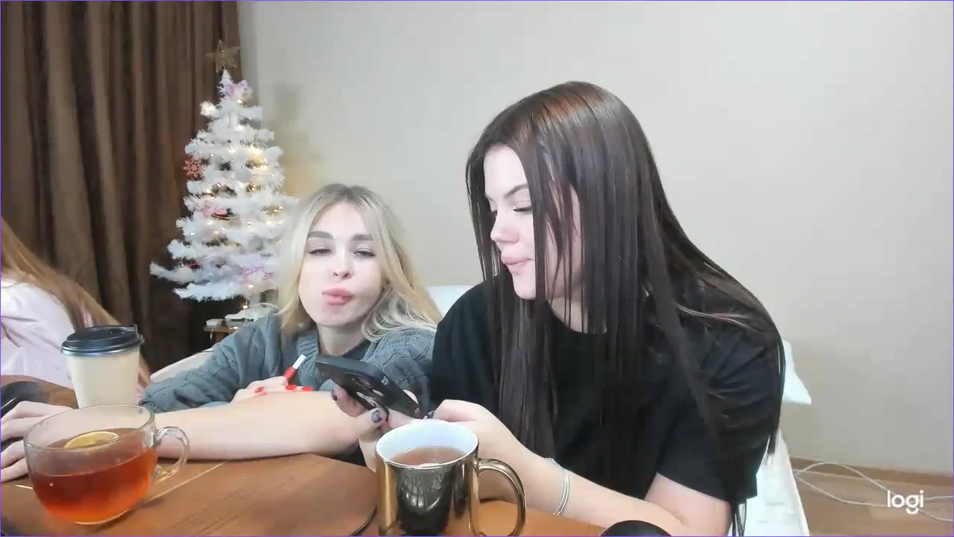 Gallery image thumbnail from StefaniNell's myfreecams stream on, 12/12/2023, 10:35 image 9 of 20