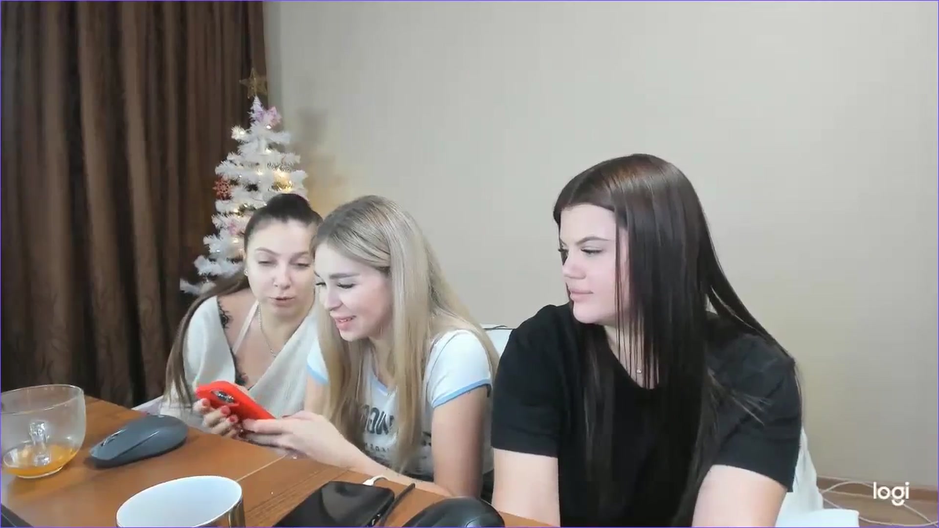 Gallery image thumbnail from StefaniNell's myfreecams stream on, 12/12/2023, 11:58 image 11 of 20