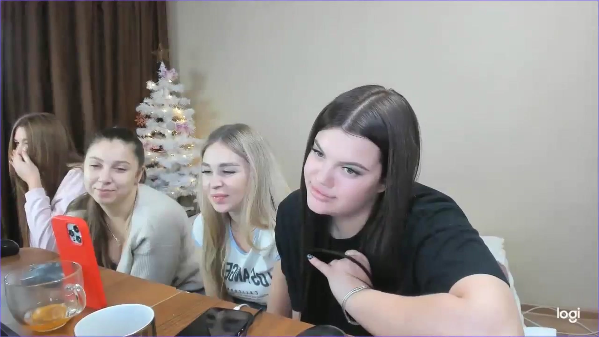 Gallery image thumbnail from StefaniNell's myfreecams stream on, 12/12/2023, 11:58 image 6 of 20