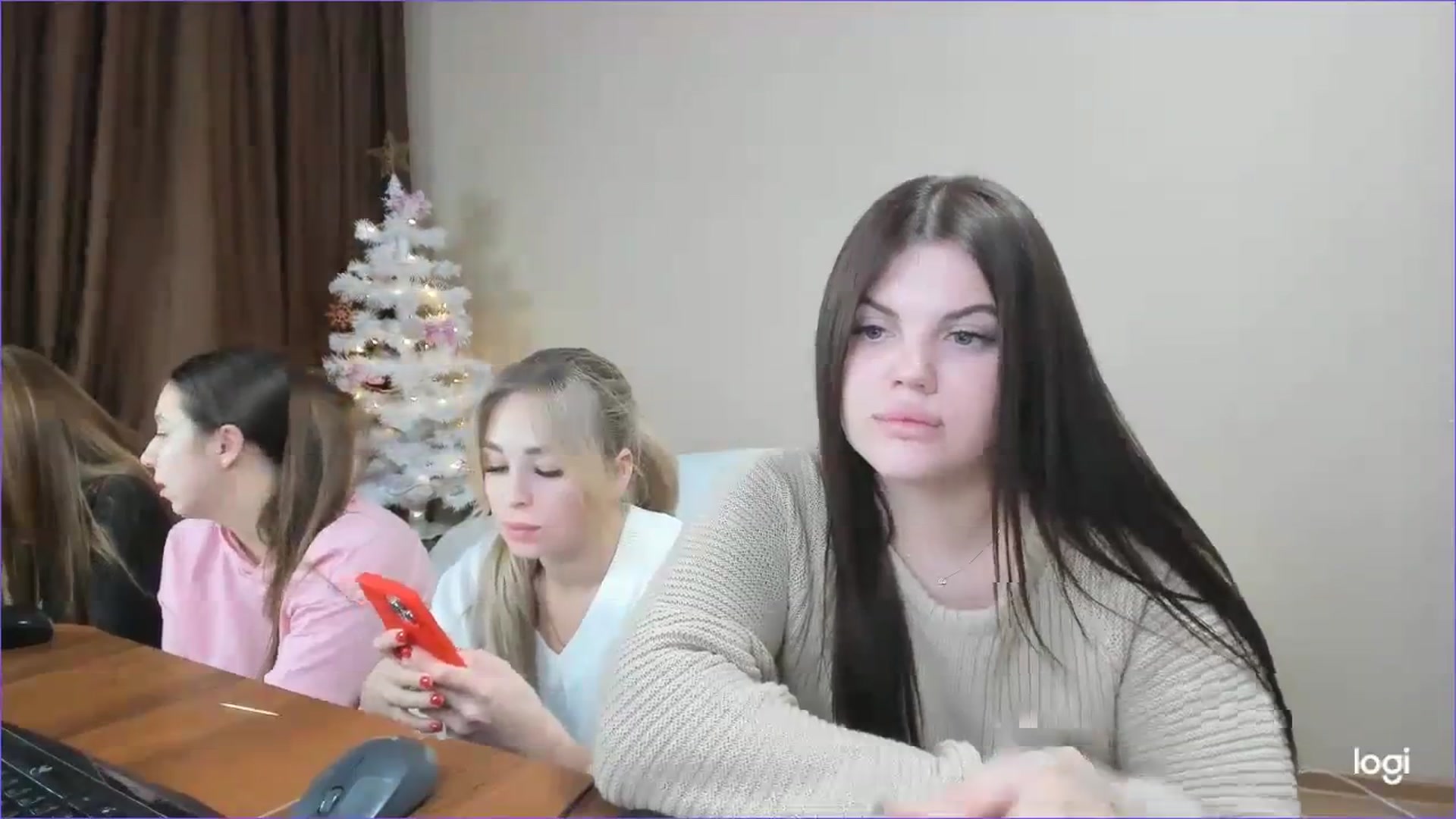 Gallery image thumbnail from StefaniNell's myfreecams stream on, 12/13/2023, 11:21 image 2 of 20