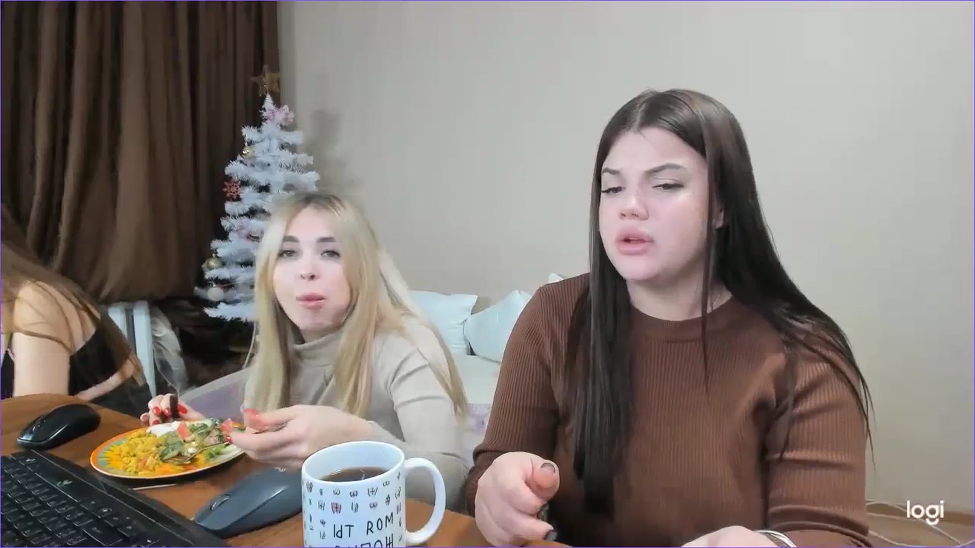 Gallery image thumbnail from StefaniNell's myfreecams stream on, 12/14/2023, 09:36 image 15 of 20