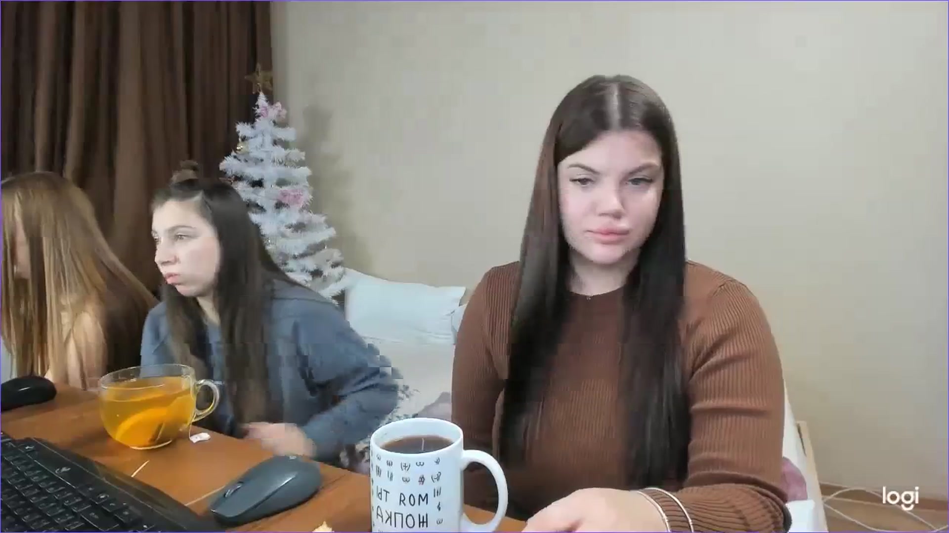 Gallery image thumbnail from StefaniNell's myfreecams stream on, 12/14/2023, 09:36 image 9 of 20