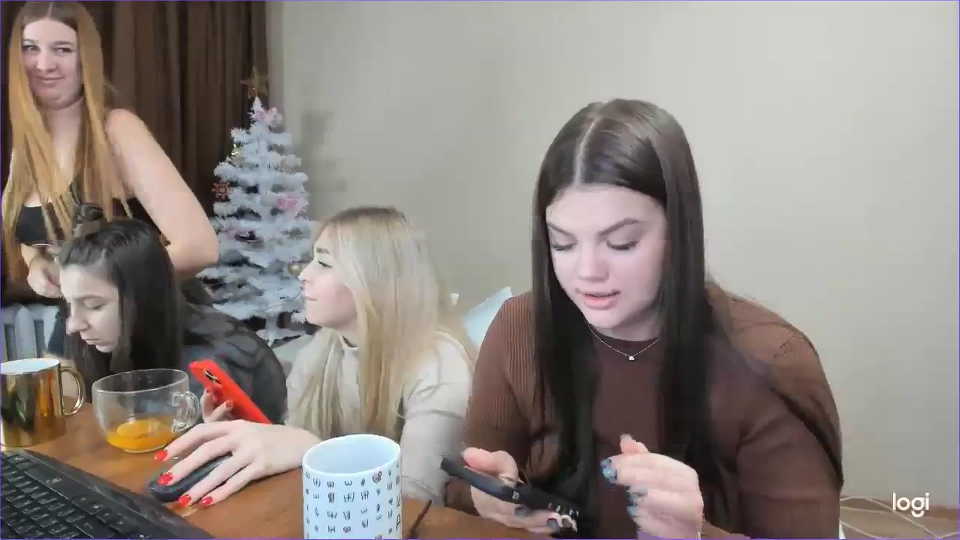 Gallery image thumbnail from StefaniNell's myfreecams stream on, 12/14/2023, 10:43 image 13 of 20