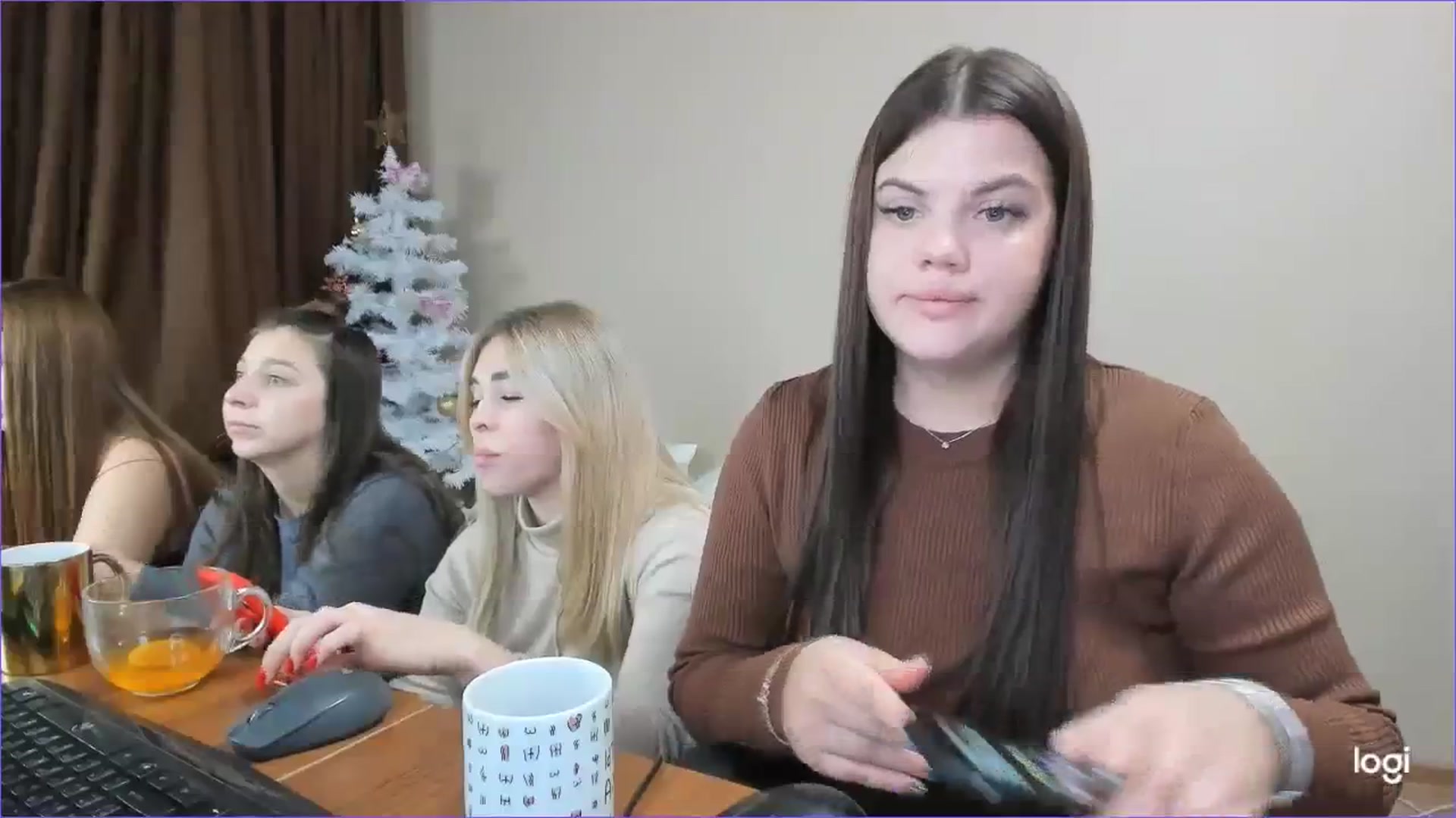 Gallery image thumbnail from StefaniNell's myfreecams stream on, 12/14/2023, 10:43 image 7 of 20