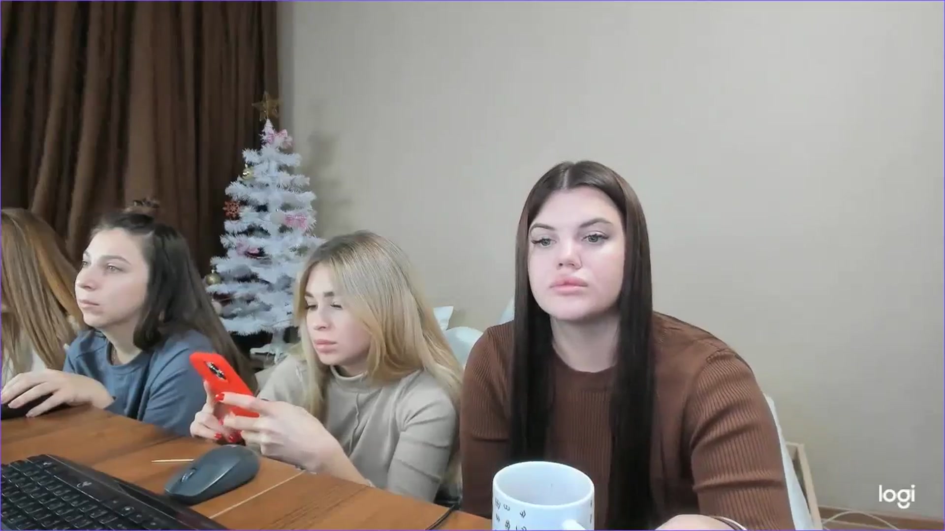 Gallery image thumbnail from StefaniNell's myfreecams stream on, 12/14/2023, 12:01 image 16 of 20