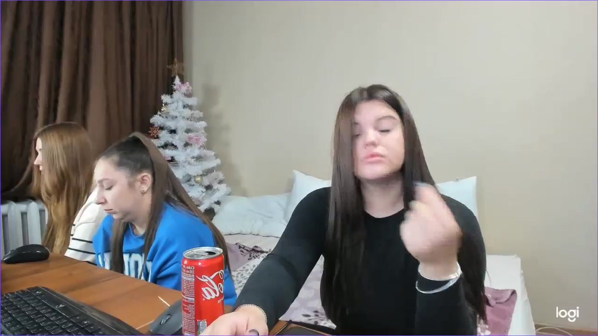 Gallery image thumbnail from StefaniNell's myfreecams stream on, 12/15/2023, 06:55 image 11 of 20