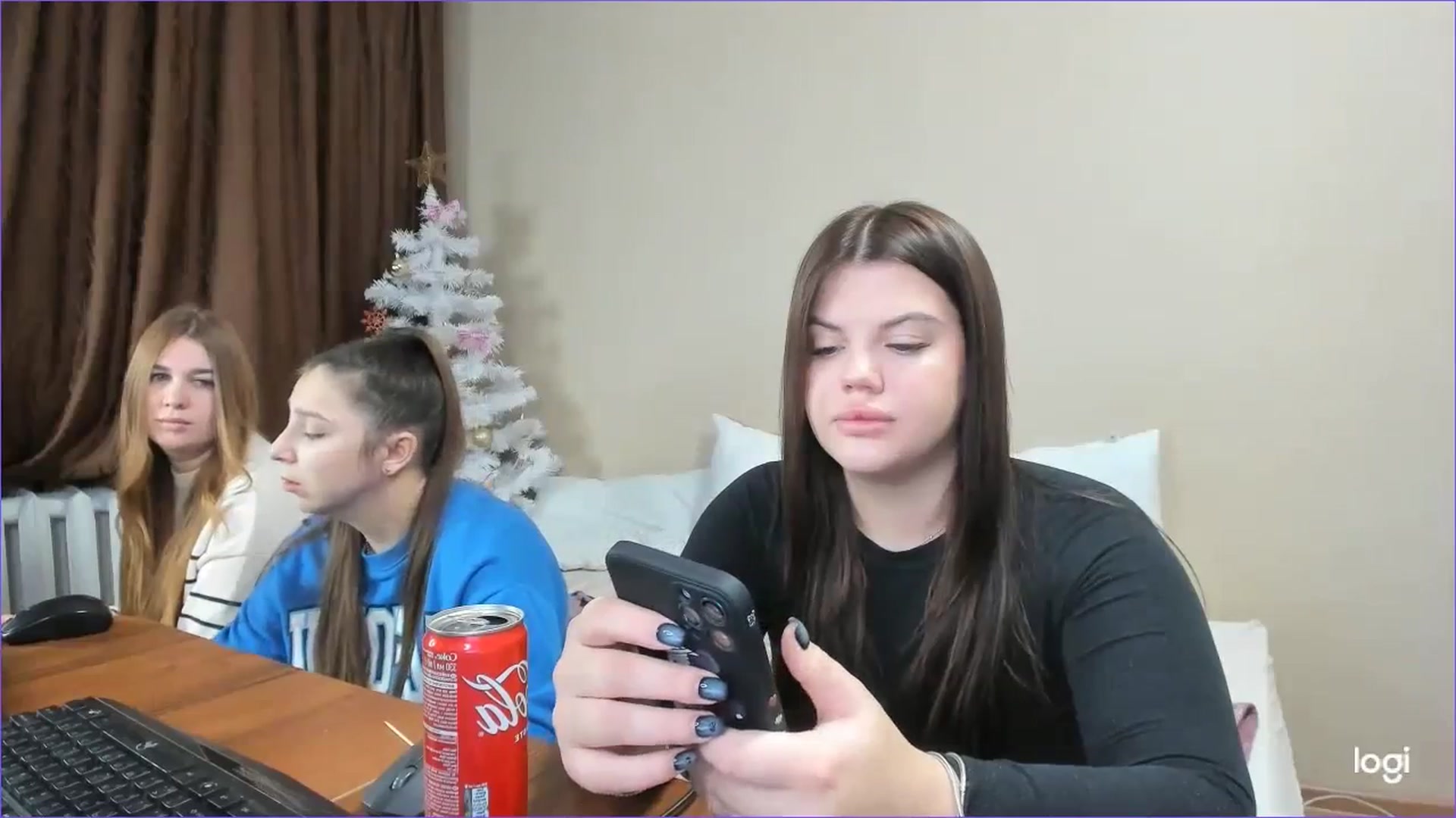 Gallery image thumbnail from StefaniNell's myfreecams stream on, 12/15/2023, 06:55 image 13 of 20