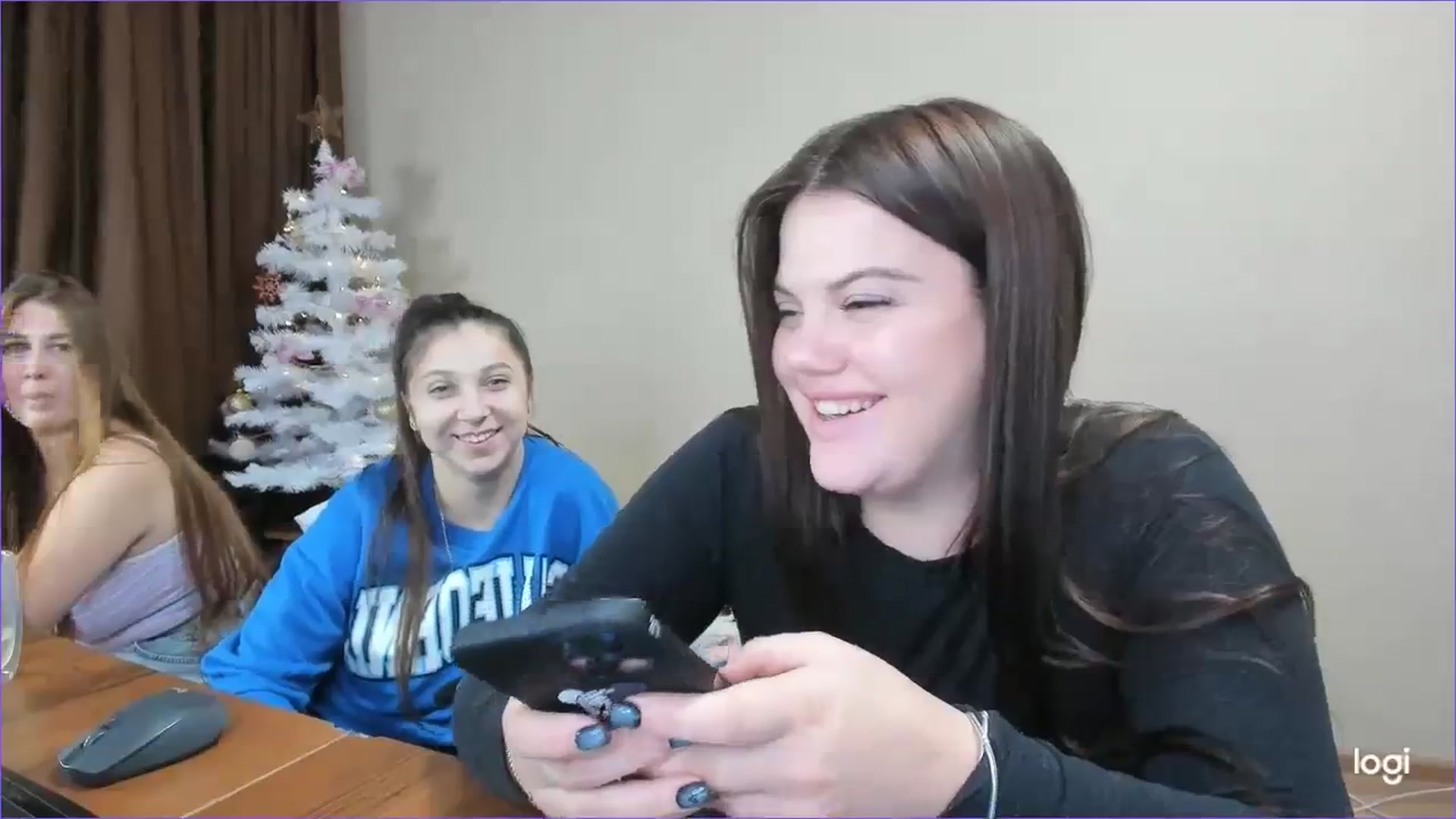 Gallery image thumbnail from StefaniNell's myfreecams stream on, 12/15/2023, 11:20 image 11 of 20