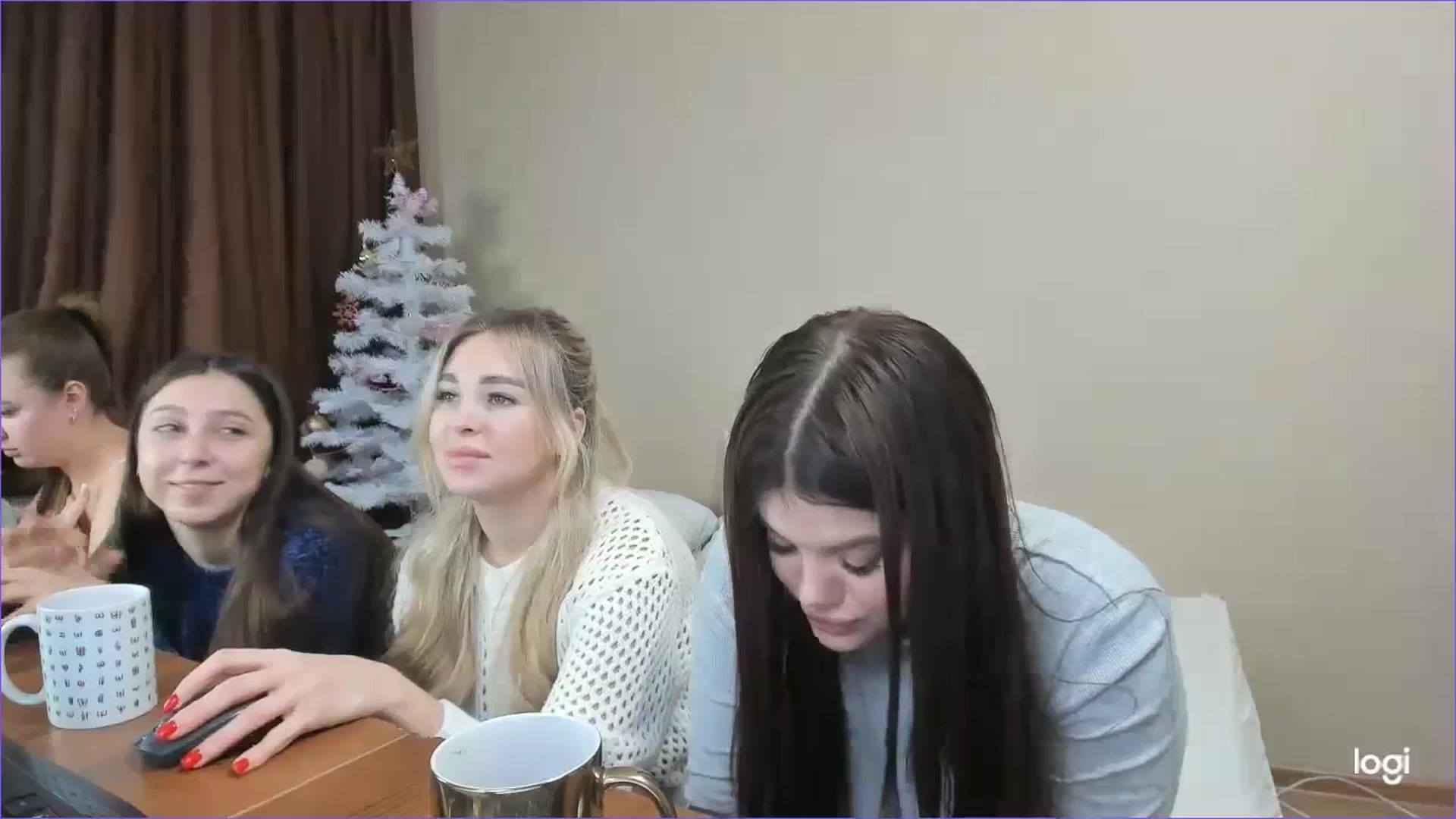 Gallery image thumbnail from StefaniNell's myfreecams stream on, 12/16/2023, 09:56 image 17 of 20