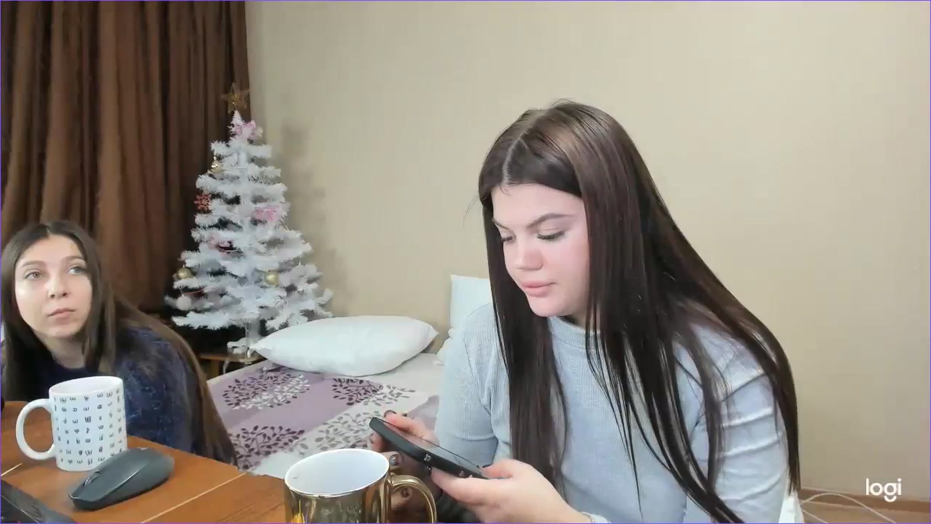 Gallery image thumbnail from StefaniNell's myfreecams stream on, 12/16/2023, 09:56 image 10 of 20