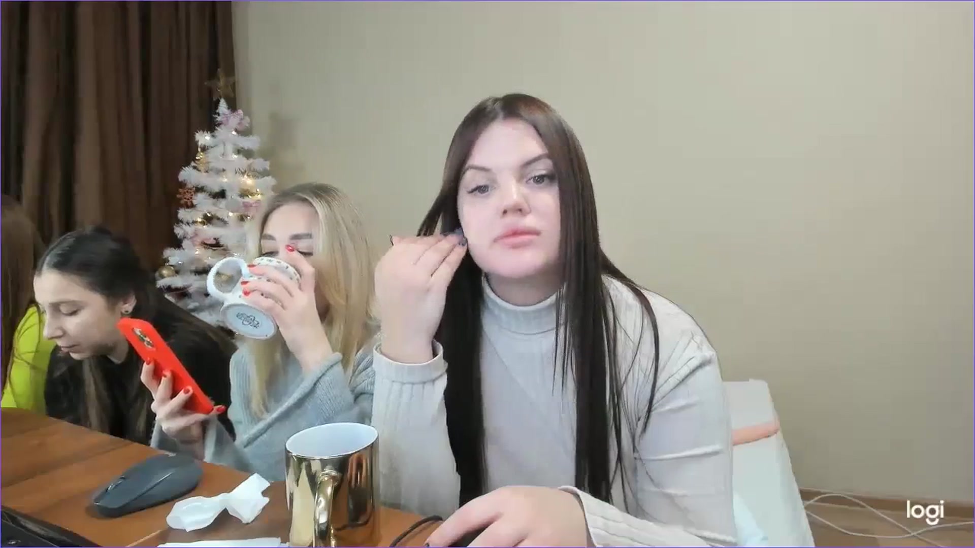 Gallery image thumbnail from StefaniNell's myfreecams stream on, 12/17/2023, 11:27 image 7 of 20