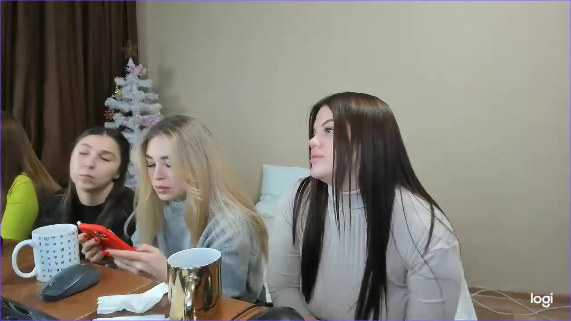 Gallery image thumbnail from StefaniNell's myfreecams stream on, 12/17/2023, 11:27 image 11 of 20
