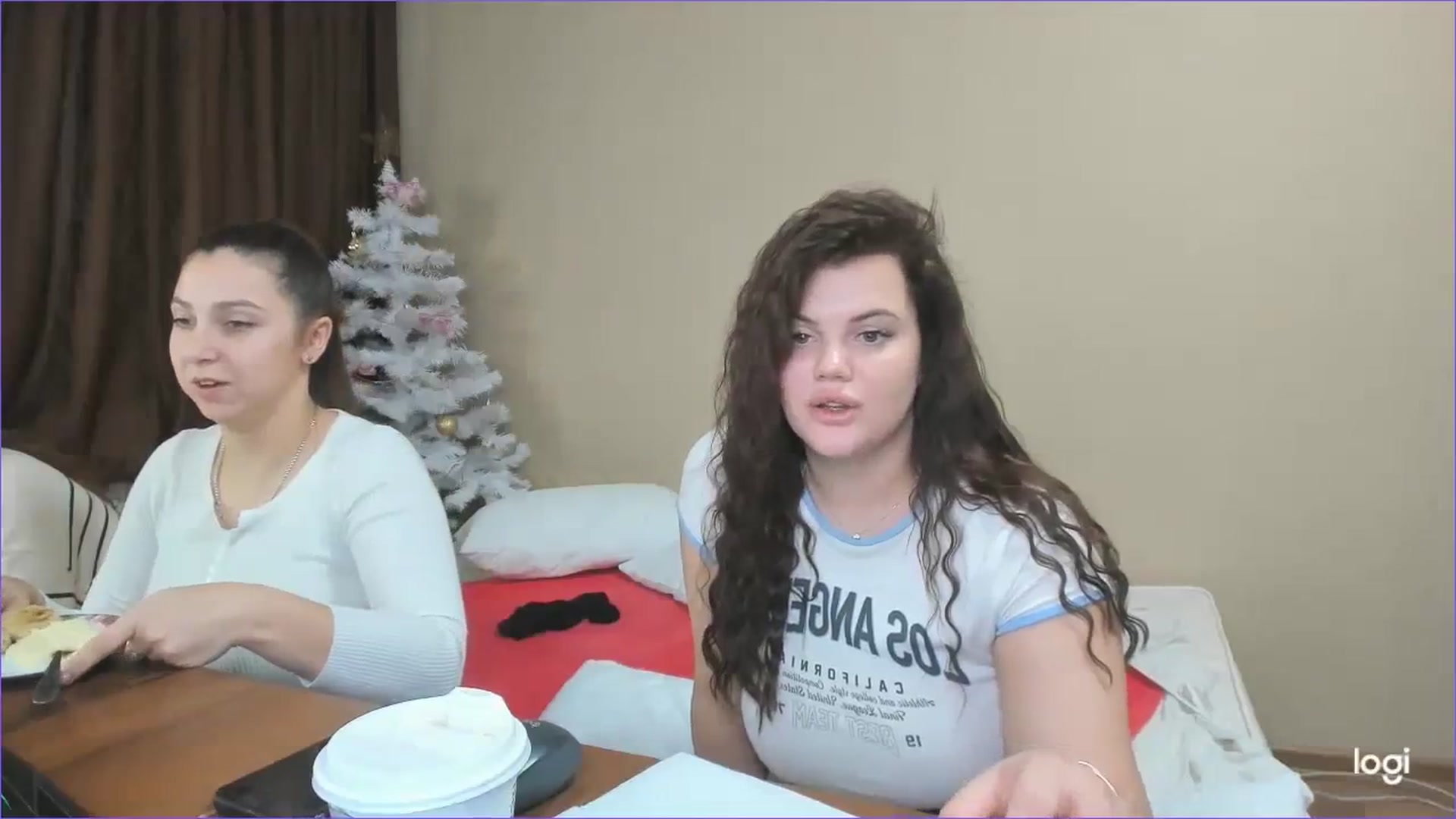 Gallery image thumbnail from StefaniNell's myfreecams stream on, 12/18/2023, 11:38 image 13 of 20