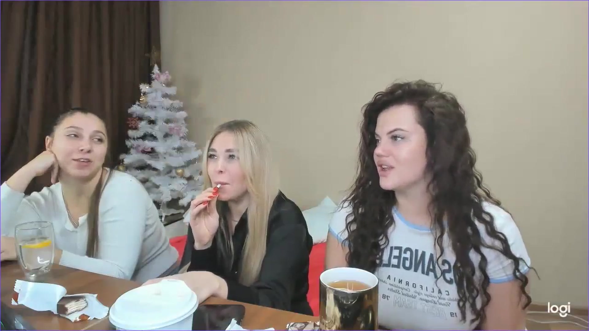 Gallery image thumbnail from StefaniNell's myfreecams stream on, 12/18/2023, 11:38 image 16 of 20
