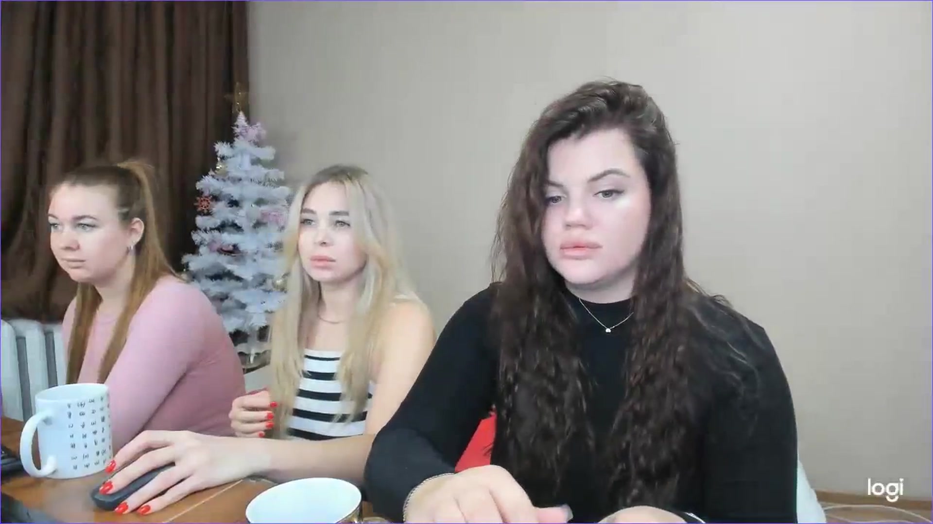 Gallery image thumbnail from StefaniNell's myfreecams stream on, 12/19/2023, 11:32 image 9 of 20