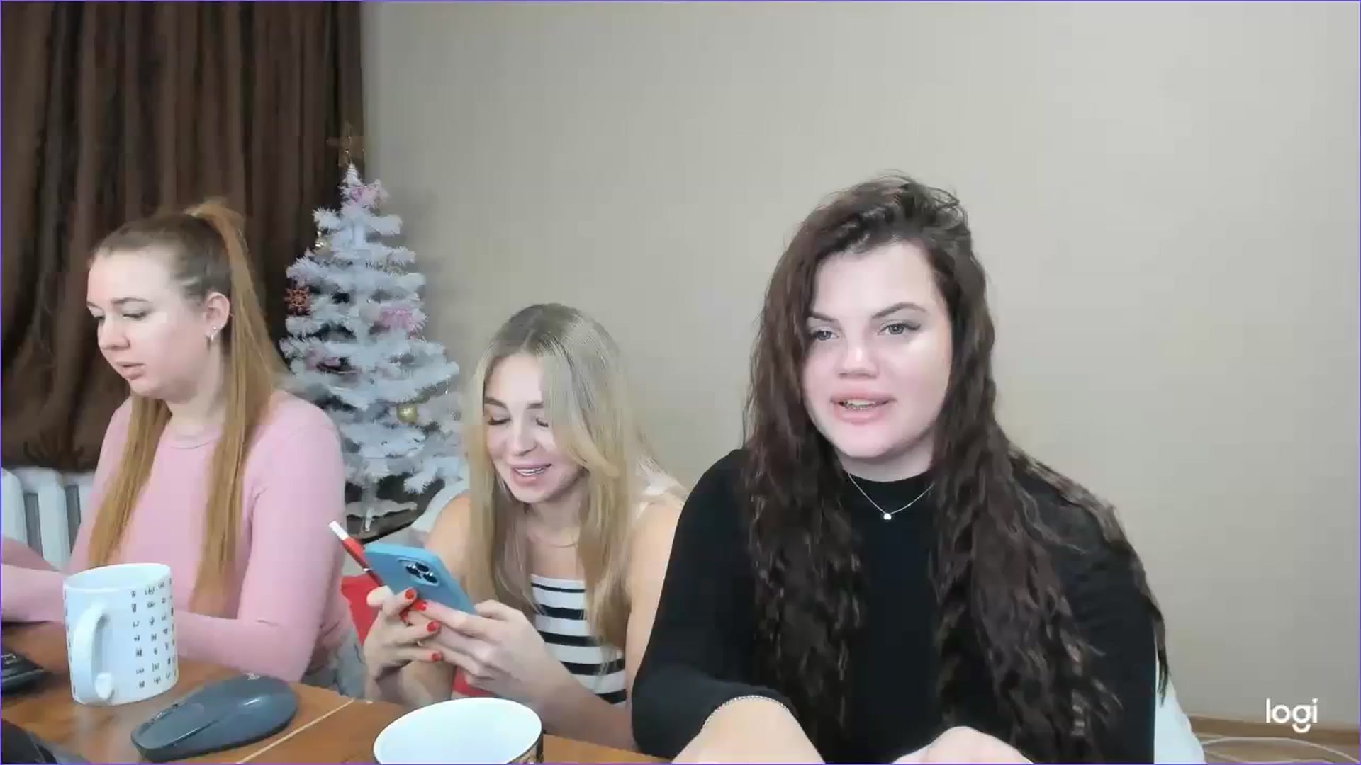 Gallery image thumbnail from StefaniNell's myfreecams stream on, 12/19/2023, 11:32 image 1 of 20