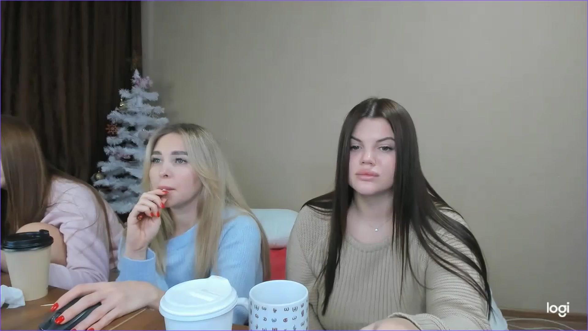 Gallery image thumbnail from StefaniNell's myfreecams stream on, 12/20/2023, 09:16 image 11 of 20