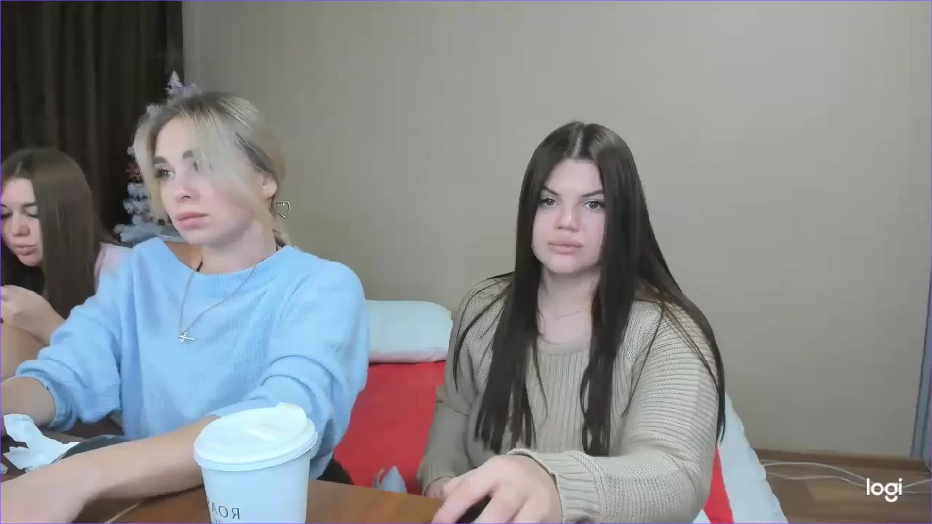 Gallery image thumbnail from StefaniNell's myfreecams stream on, 12/20/2023, 09:16 image 20 of 20