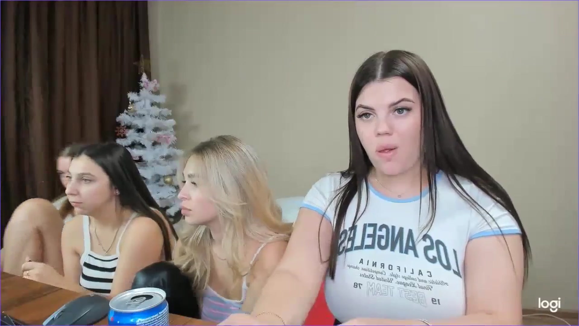 Gallery image thumbnail from StefaniNell's myfreecams stream on, 12/22/2023, 11:12 image 7 of 20