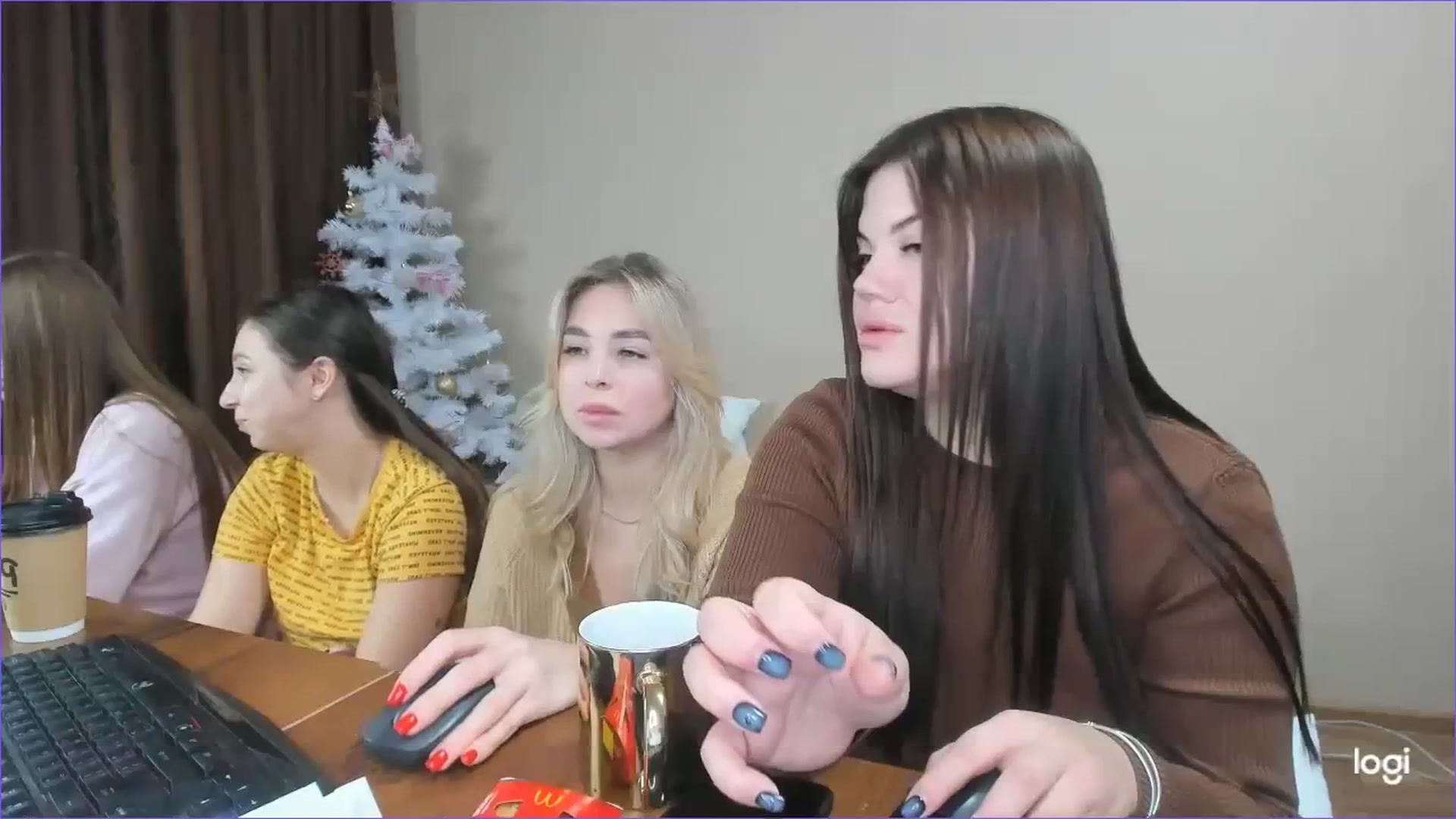 Gallery image thumbnail from StefaniNell's myfreecams stream on, 12/23/2023, 09:14 image 2 of 20