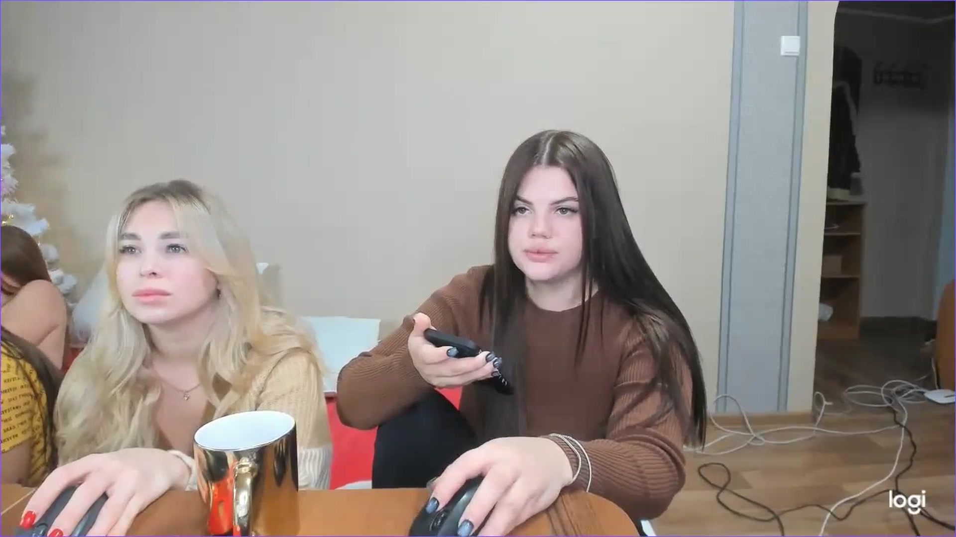 Gallery image thumbnail from StefaniNell's myfreecams stream on, 12/23/2023, 09:14 image 16 of 20