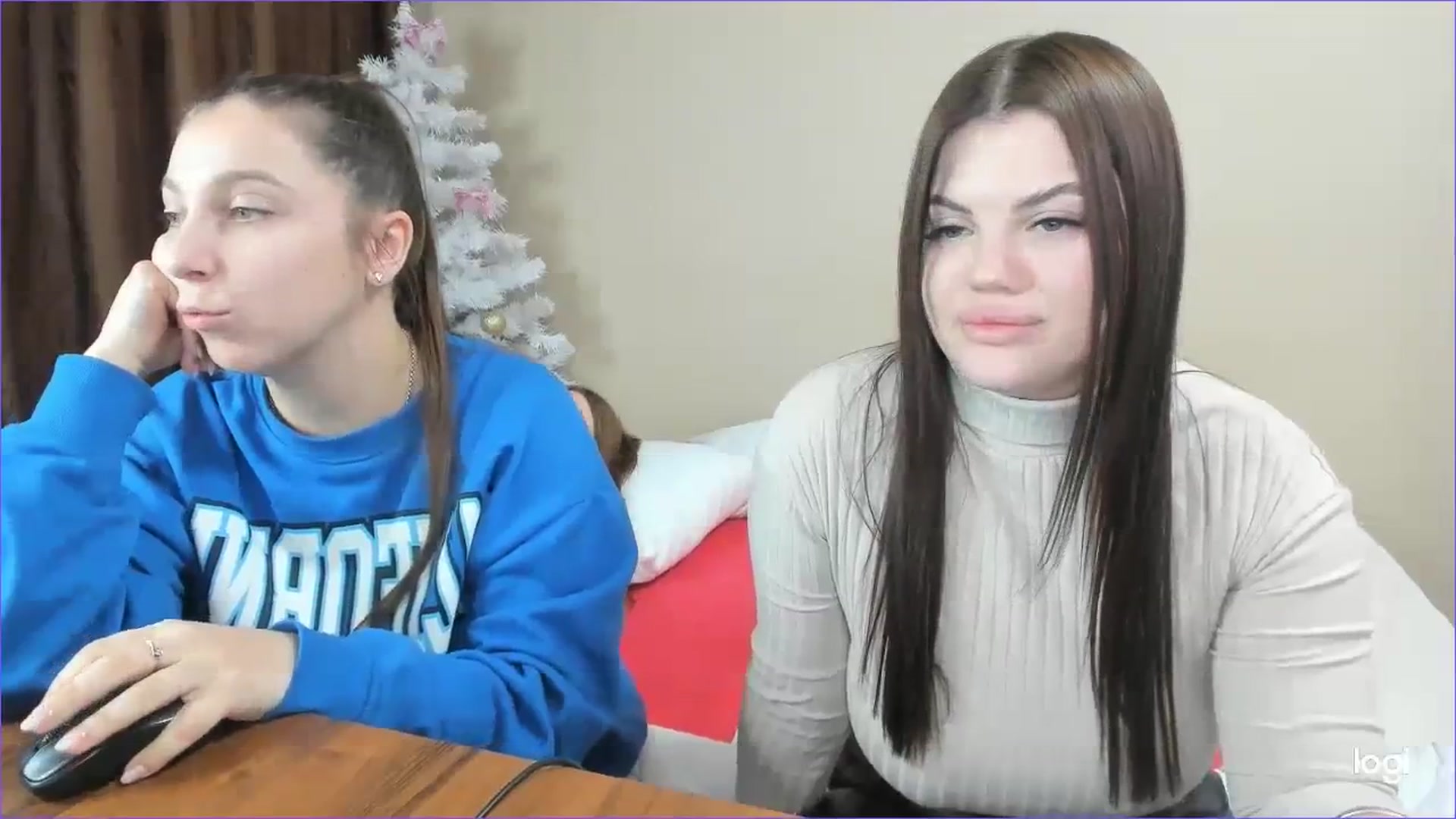 Gallery image thumbnail from StefaniNell's myfreecams stream on, 12/24/2023, 10:03 image 19 of 20