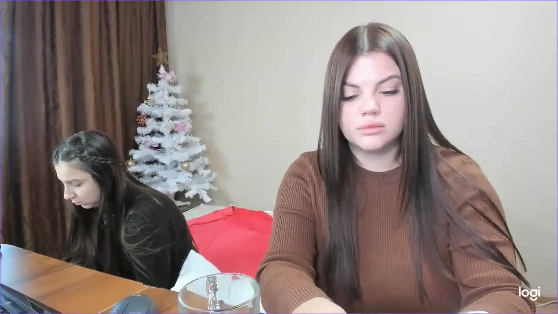 Gallery image thumbnail from StefaniNell's myfreecams stream on, 12/26/2023, 10:26 image 5 of 20