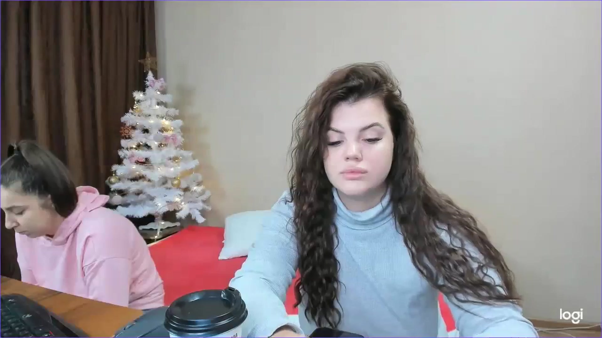 Gallery image thumbnail from StefaniNell's myfreecams stream on, 12/27/2023, 09:03 image 7 of 20