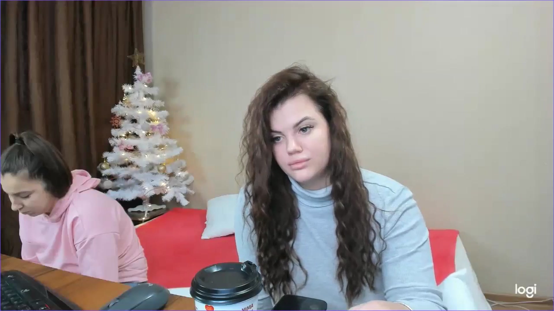 Gallery image thumbnail from StefaniNell's myfreecams stream on, 12/27/2023, 09:03 image 6 of 20