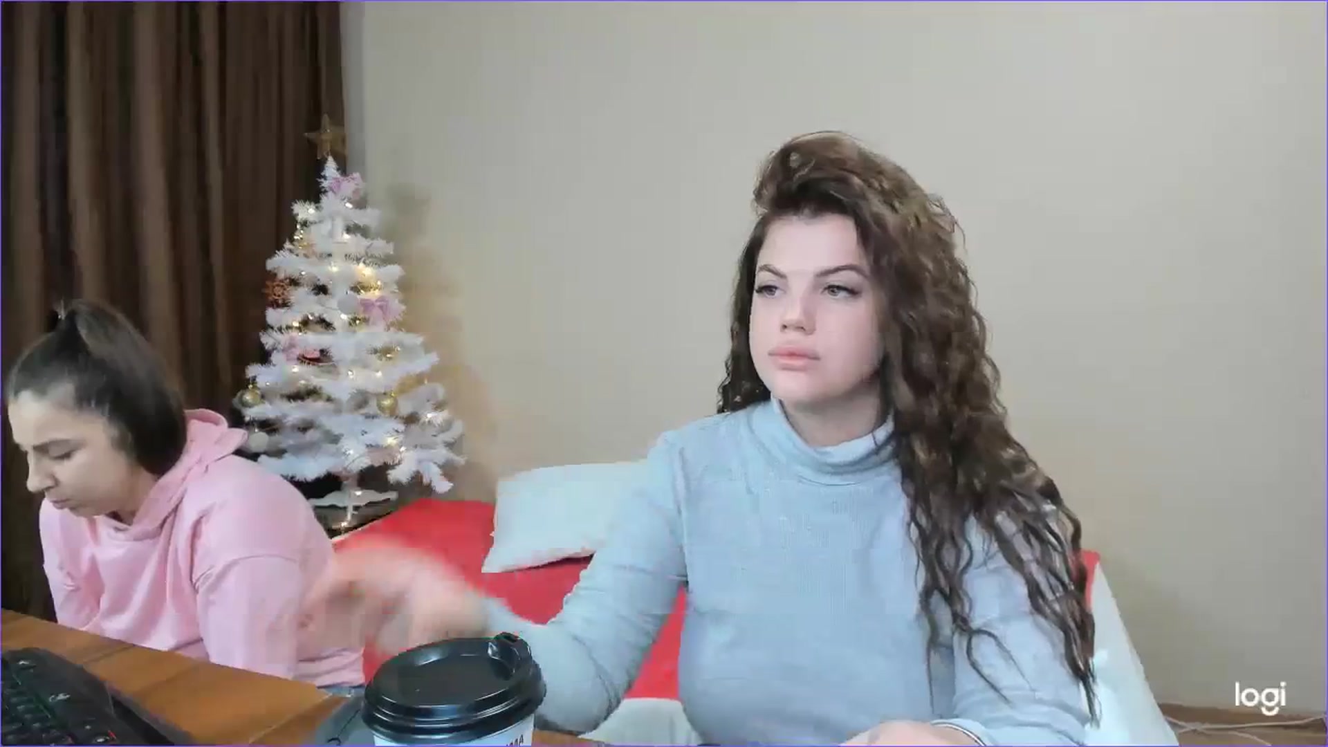 Gallery image thumbnail from StefaniNell's myfreecams stream on, 12/27/2023, 09:03 image 9 of 20